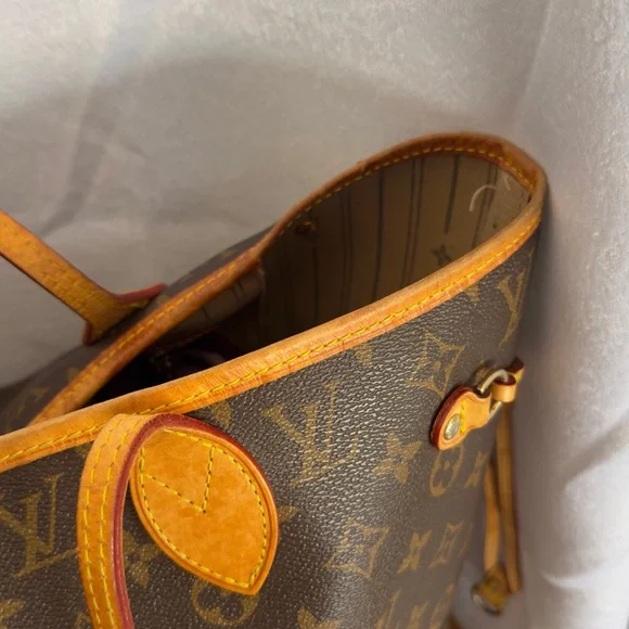 Louis Vuitton Brown Monogram Tote with Tan Trim - Picture 3 of 9